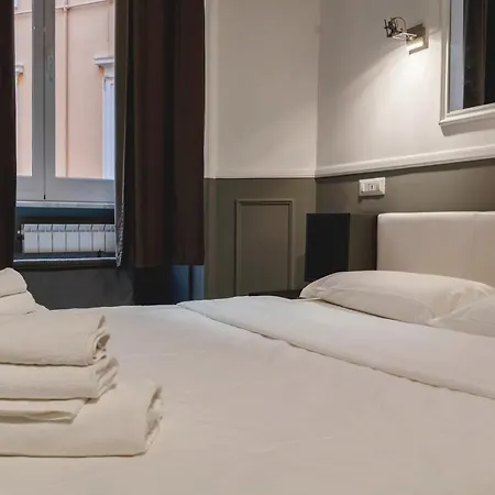 Guest house We Love Roma Guest House