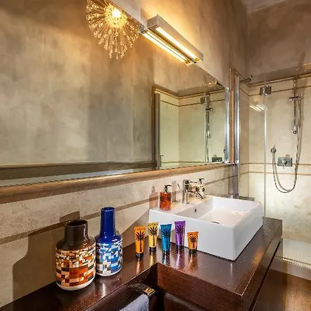 Manfredi Palm Apartment