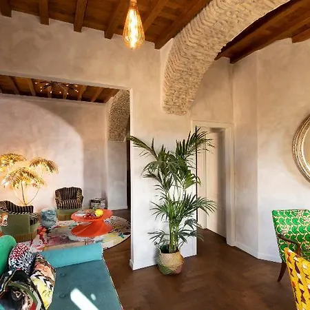 Manfredi Palm Apartment *