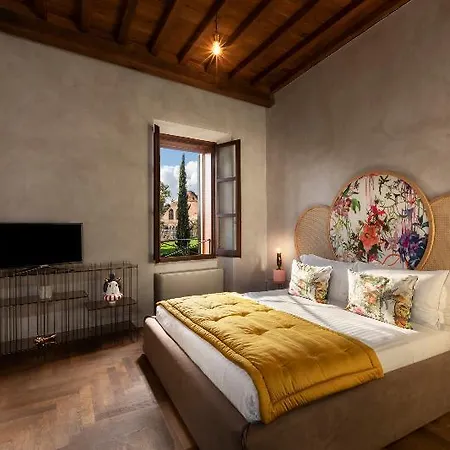 Manfredi Palm Apartment *