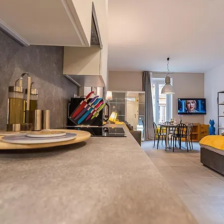 Cosy In The Greenest Corner Of Trastevere Apartment