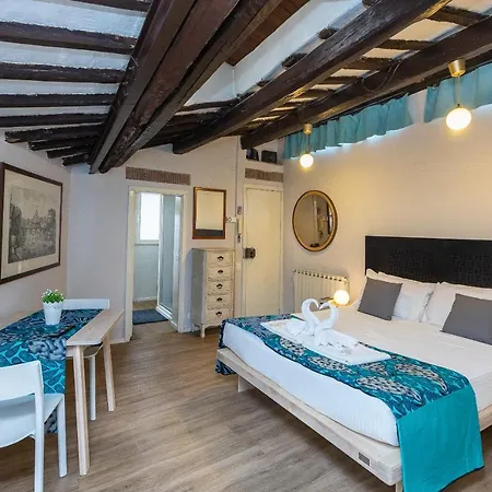 Cancelleria Apartment-rental In Roma