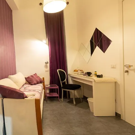 Cento Passi Dal Vaticano Bed & Breakfast 3*