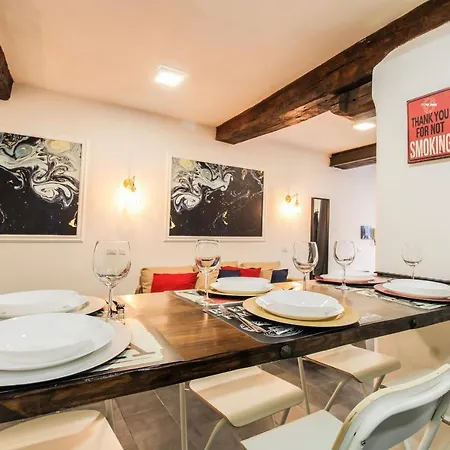 Apartment Charming Large - 3 Bedroom In Trastevere