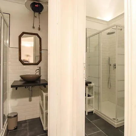 Charming Large - 3 Bedroom In Trastevere Apartment