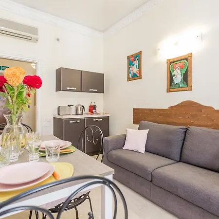 La Maison Nel Centro Storico Di Apartment Rome