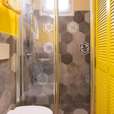 Trastevere Colorful With Terrace! Apartment Rome