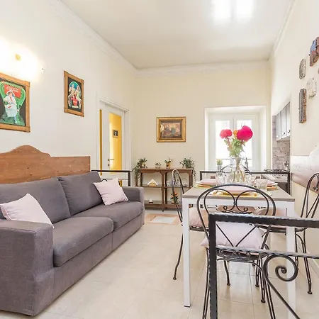 La Maison Nel Centro Storico Di Apartment Rome
