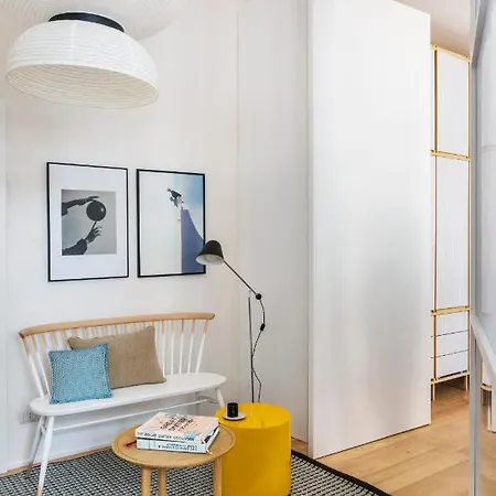 Apartment Your Place