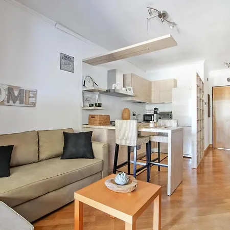 Cozy Terrace Close To Eataly And Metro Piramide Apartment