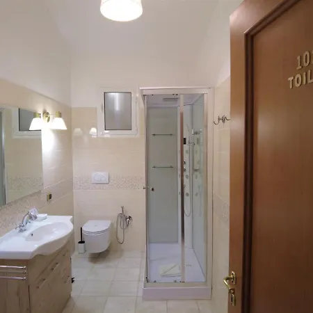 Gardoce's Bed & Breakfast Rome