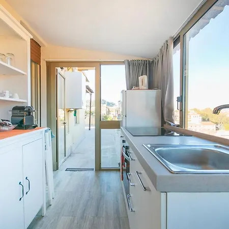 Apartament San Peter Raffy's House *