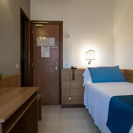 Hotel Pacific