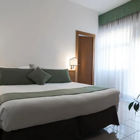 Pacific Hotel