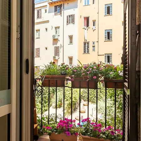 Centro Monti Romantico Boutique