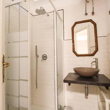 Charming Large - 3 Bedroom In Trastevere Apartment *