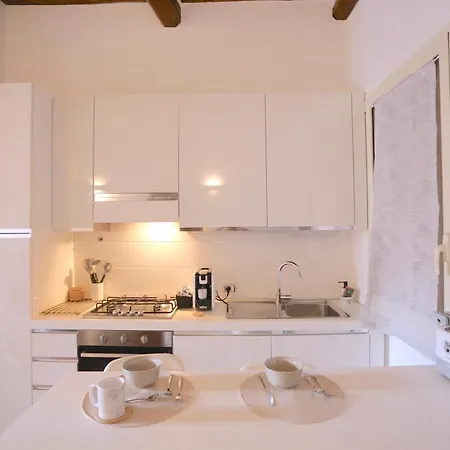 Benedetta 22 - Trastevere Apartment Rome