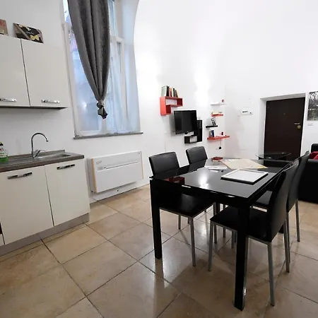 Easy Holidays - In Selci Colosseo Rome