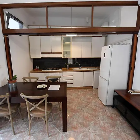 Apartment Easy Holidays - In Selci Colosseo