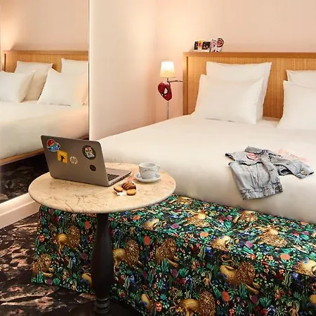 Mama Shelter Hotel 4*