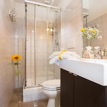 Bed & Breakfast All'ombra Di San Pietro *