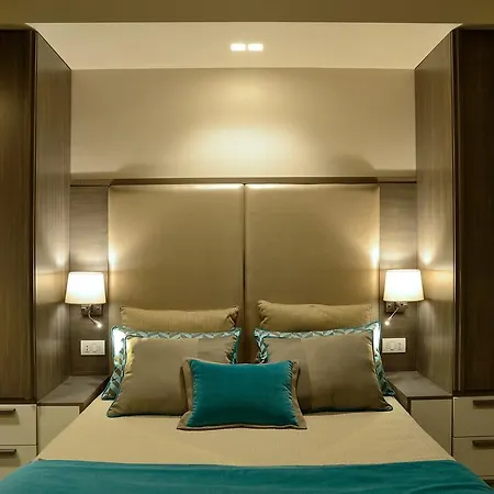 Πανσιόν San Carlo 4*