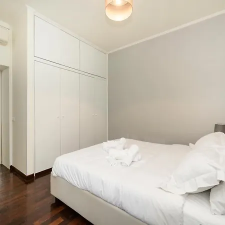 Dolce Apartment *