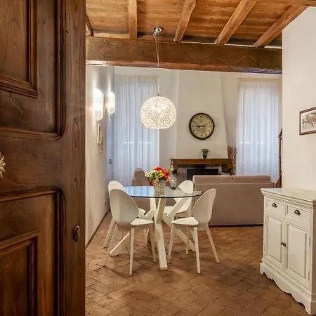 Foro Stylish And Apartment