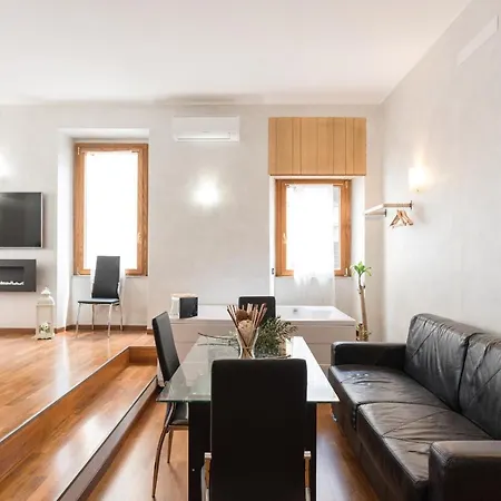 Rhome Plaza Collection Guest house *