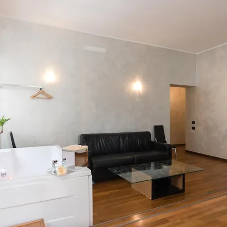 Rhome Plaza Collection Rome