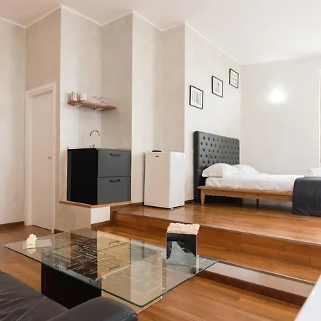 Guest house Rhome Plaza Collection