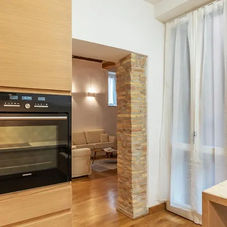 Apartment Pantheon Luxury Apartment *