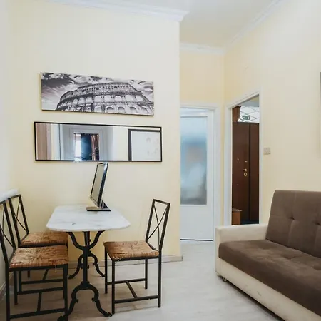 Rhome Trevi 2 Holiday home Rome