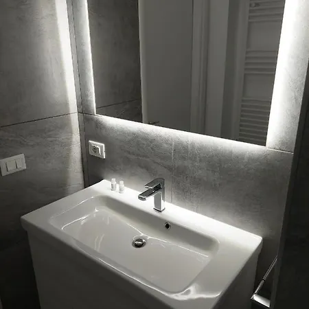 Apartment Conte Rosso Rome