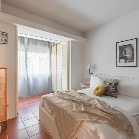Iflat Magic In The Heart Of Trastevere *