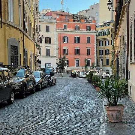 Apartment Center House Colosseo *
