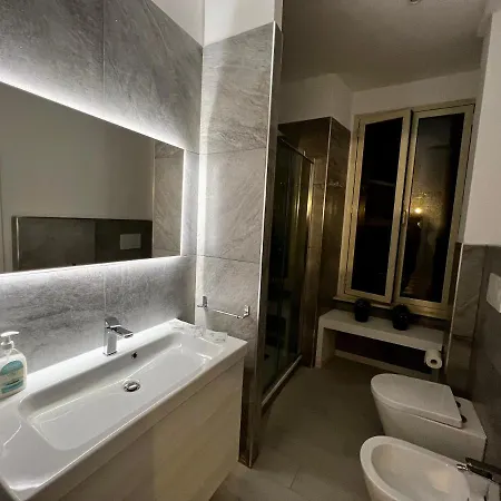 Conte Rosso Apartment