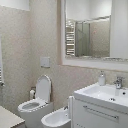 Apartament La Casa Di Ludovica All'appio Latino *