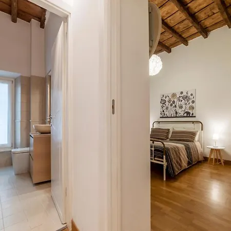 Apartment Pantheon Luxury Apartment *