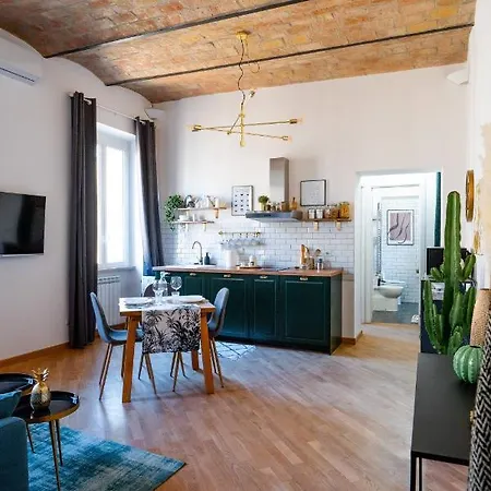 Apartment La Polveriera, Eleganti E Luminosi Vicino Al Colosseo Rome