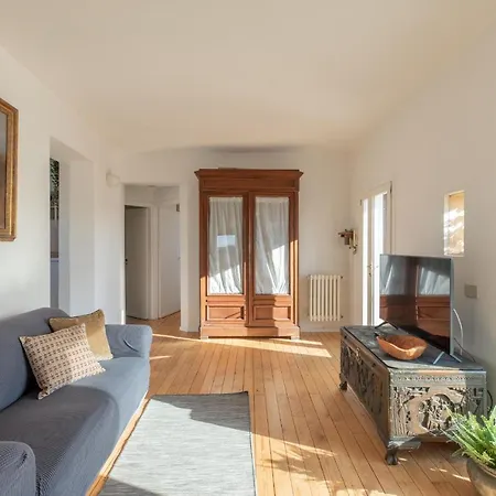 Iflat Penthouse Overlooking Apartment *