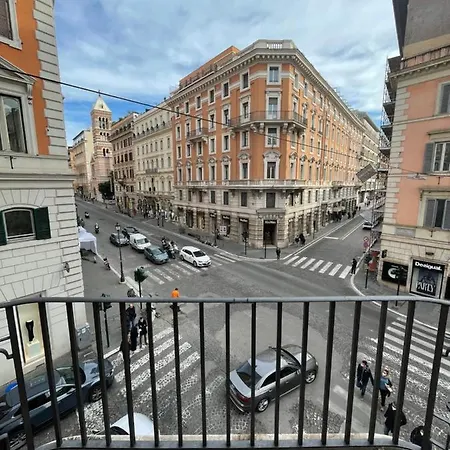 Apartment Nazionale 221 Mamila Rome