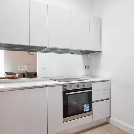 Fontana Di Trevi!! Comfy&elegant 3bedroom 2bath * Rome