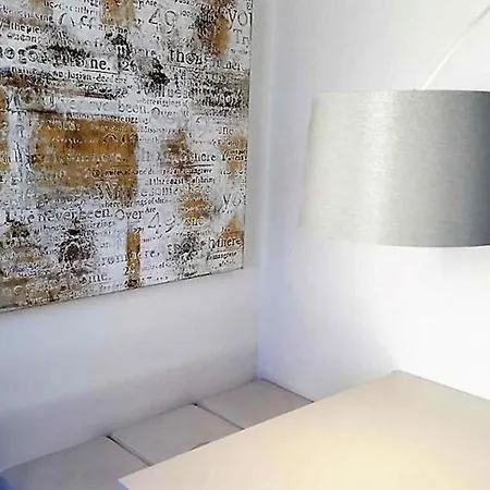 Spanish Step Rooftop Boutique Holiday home