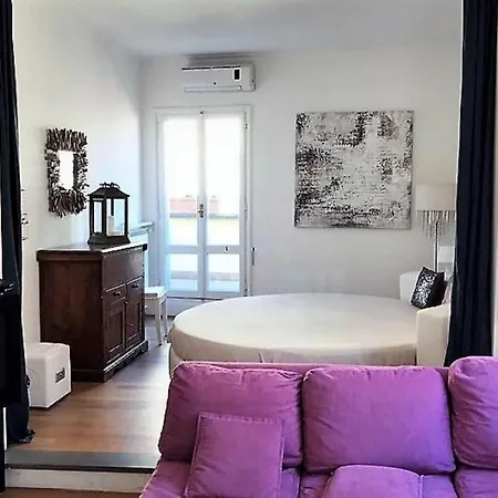 Spanish Step Rooftop Boutique Holiday home Rome