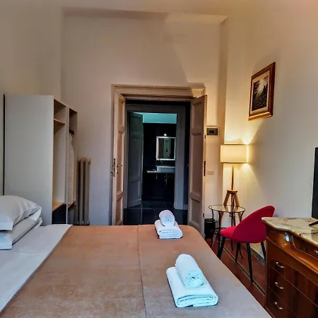 Nik Guest house 2*