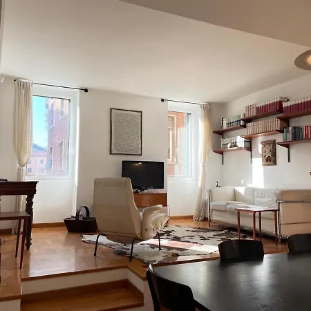 Sunny Side Trastevere Apartment