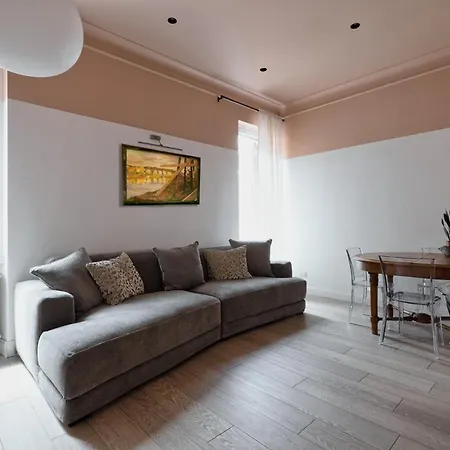 Fontana Di Trevi!! Comfy&elegant 3bedroom 2bath * Rome