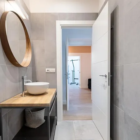 Fontana Di Trevi!! Comfy&elegant 3bedroom 2bath