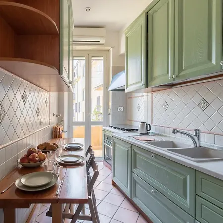 Iflat Spacious Penthouse Near The Vatican City *